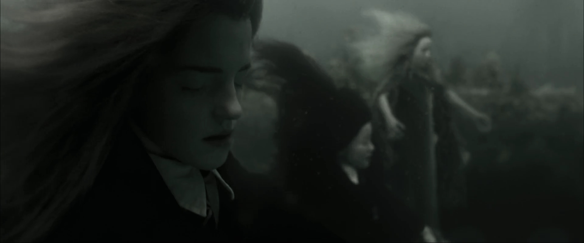 EmmaWatsonFan_dot_nl-HarryPotterAndTheGobletOfFire5490.jpg EmmaWatsonFan_dot_nl-HarryPotterAndTheGobletOfFire5490.jpg