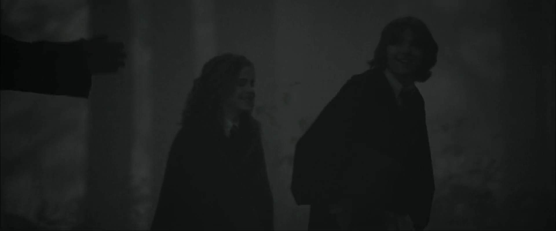 EmmaWatsonFan_dot_nl-HarryPotterAndTheGobletOfFire5854.jpg EmmaWatsonFan_dot_nl-HarryPotterAndTheGobletOfFire5854.jpg