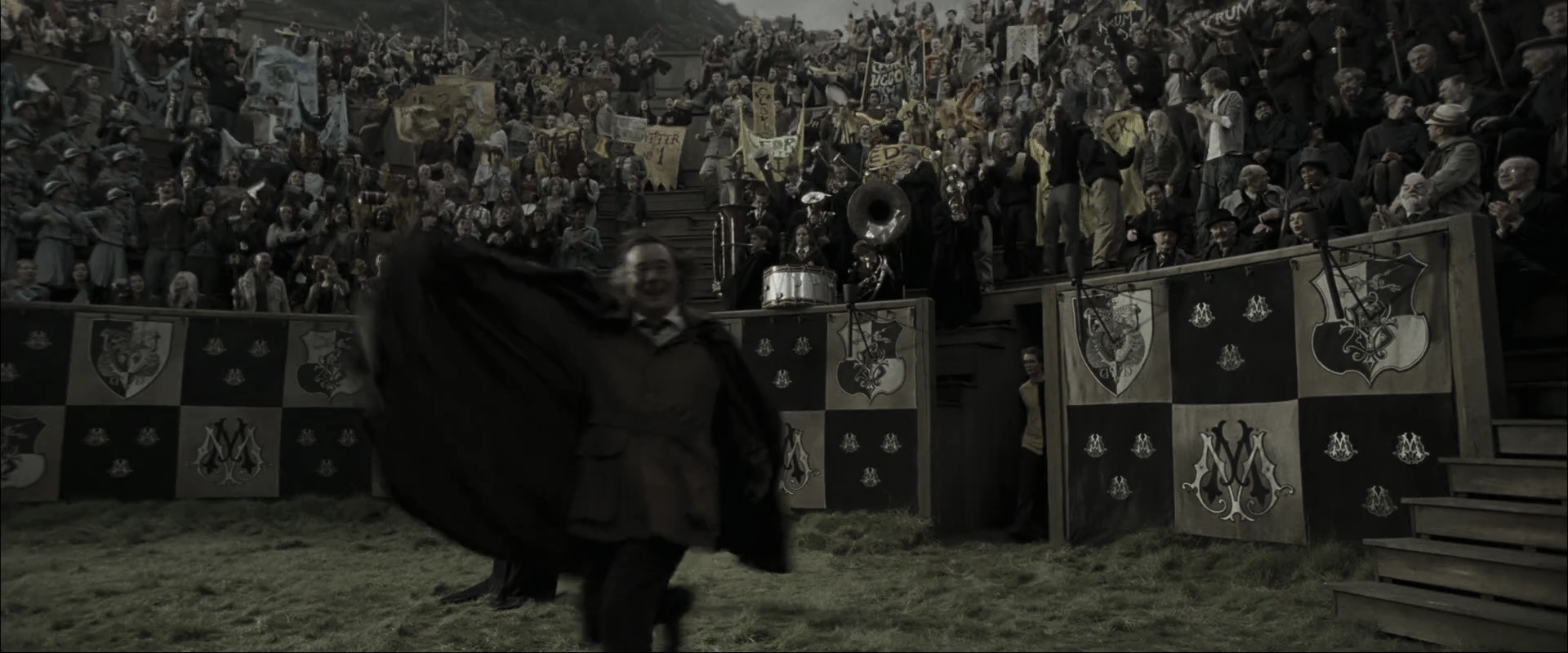 EmmaWatsonFan_dot_nl-HarryPotterAndTheGobletOfFire6426.jpg EmmaWatsonFan_dot_nl-HarryPotterAndTheGobletOfFire6426.jpg