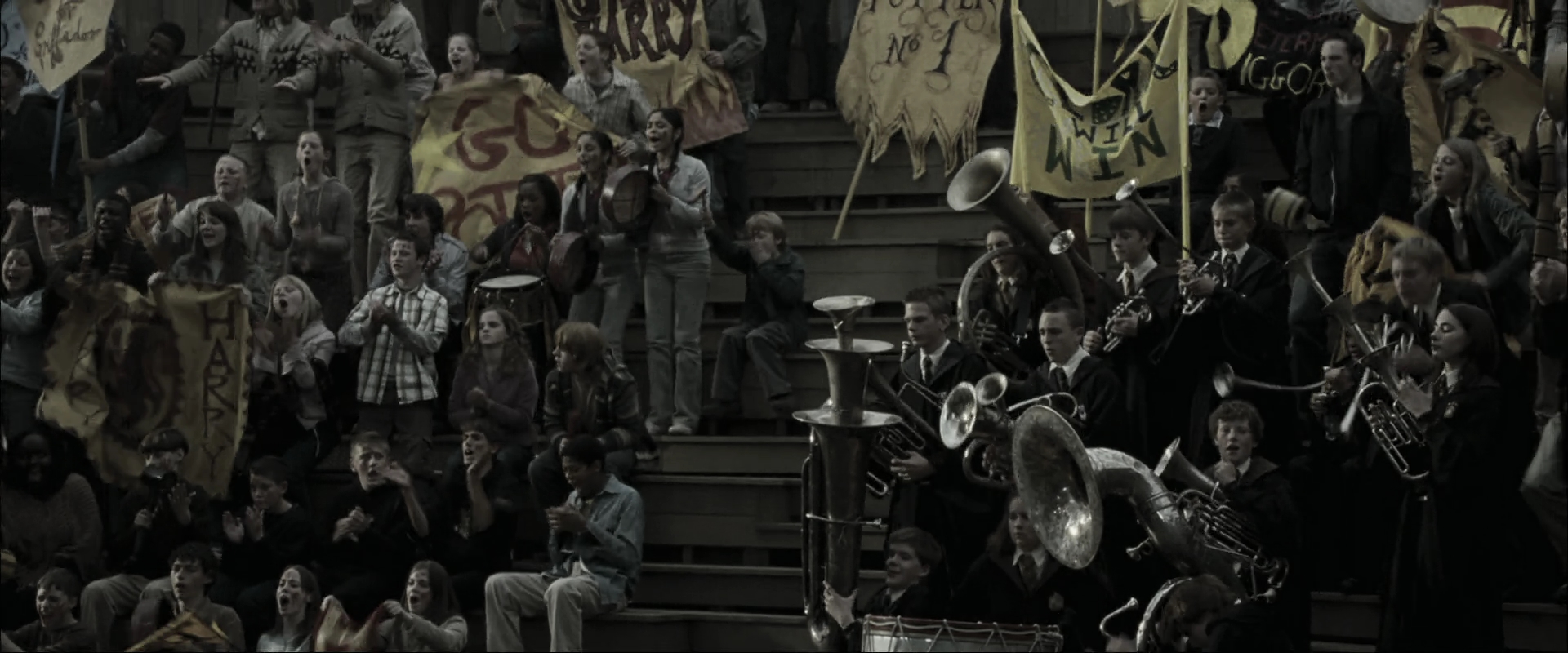 EmmaWatsonFan_dot_nl-HarryPotterAndTheGobletOfFire6529.jpg EmmaWatsonFan_dot_nl-HarryPotterAndTheGobletOfFire6529.jpg