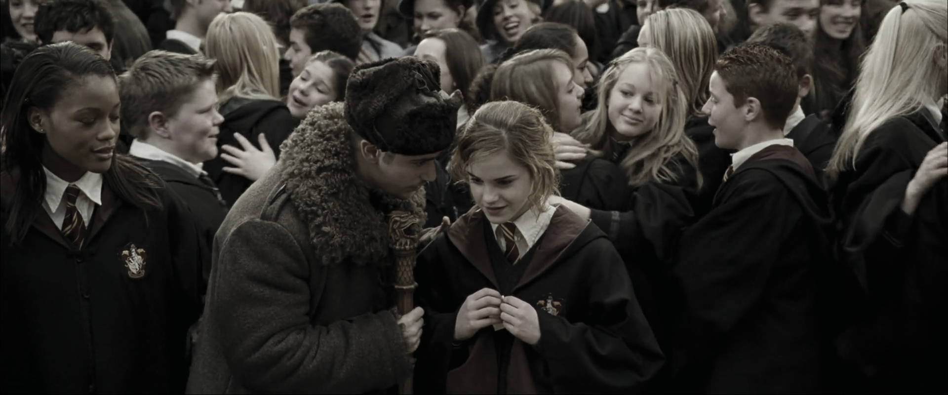 EmmaWatsonFan_dot_nl-HarryPotterAndTheGobletOfFire8334.jpg