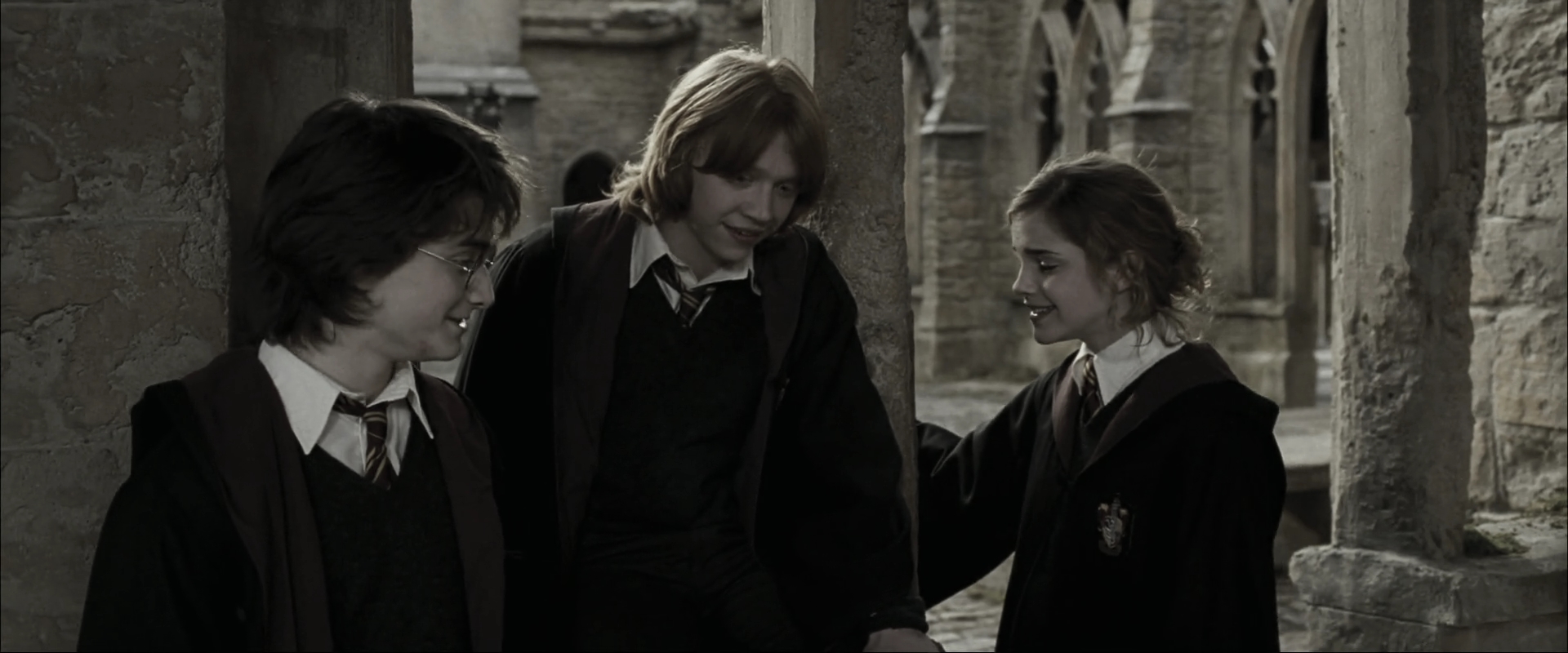 EmmaWatsonFan_dot_nl-HarryPotterAndTheGobletOfFire8392.jpg