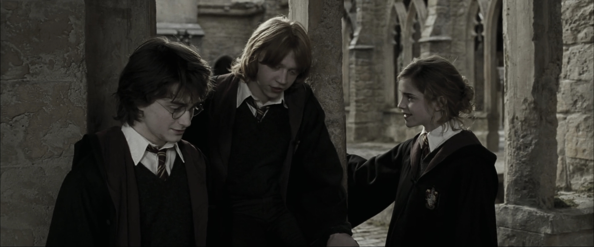 EmmaWatsonFan_dot_nl-HarryPotterAndTheGobletOfFire8394.jpg EmmaWatsonFan_dot_nl-HarryPotterAndTheGobletOfFire8394.jpg