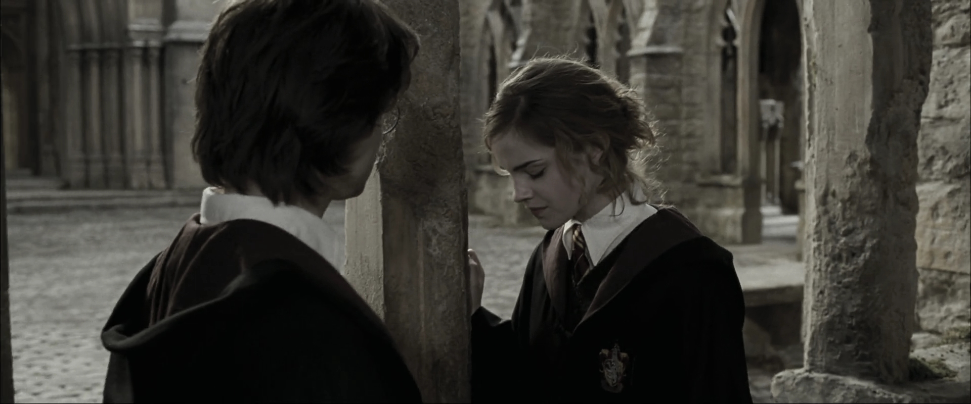 EmmaWatsonFan_dot_nl-HarryPotterAndTheGobletOfFire8407.jpg EmmaWatsonFan_dot_nl-HarryPotterAndTheGobletOfFire8407.jpg