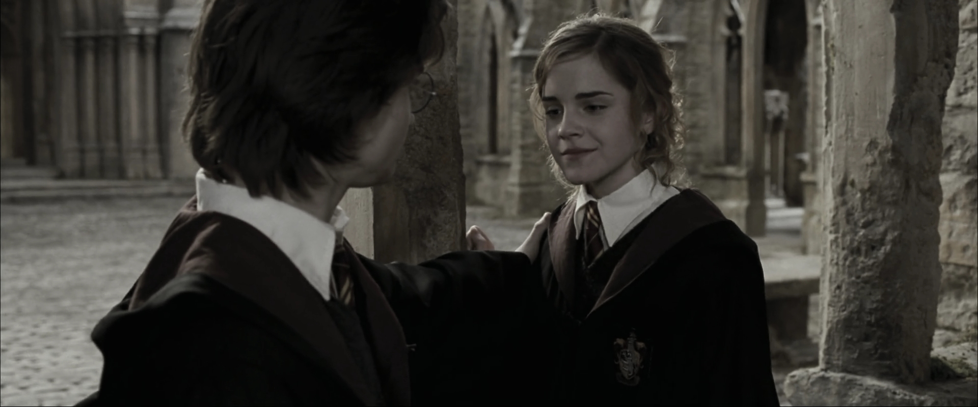 EmmaWatsonFan_dot_nl-HarryPotterAndTheGobletOfFire8415.jpg EmmaWatsonFan_dot_nl-HarryPotterAndTheGobletOfFire8415.jpg