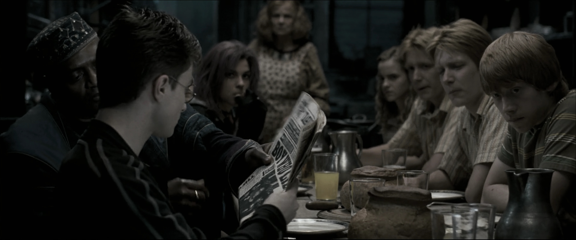 EmmaWatsonFan_dot_nl-HarryPotterAndTheOrderOfThePhoenix0914.jpg