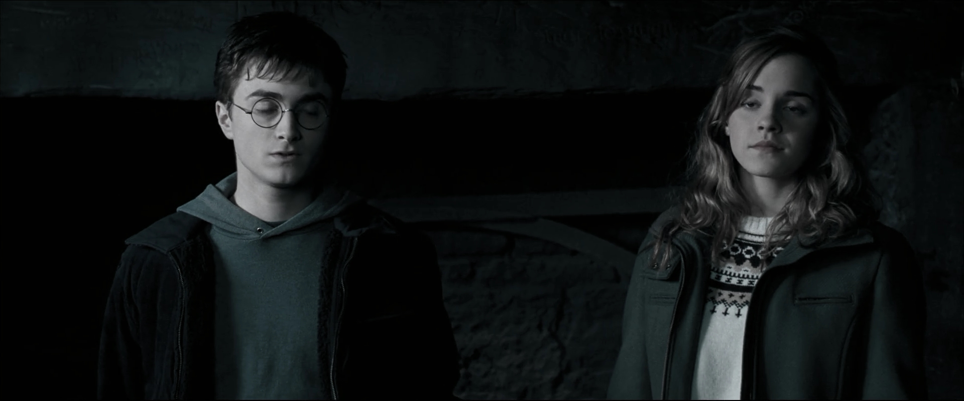 EmmaWatsonFan_dot_nl-HarryPotterAndTheOrderOfThePhoenix3186.jpg