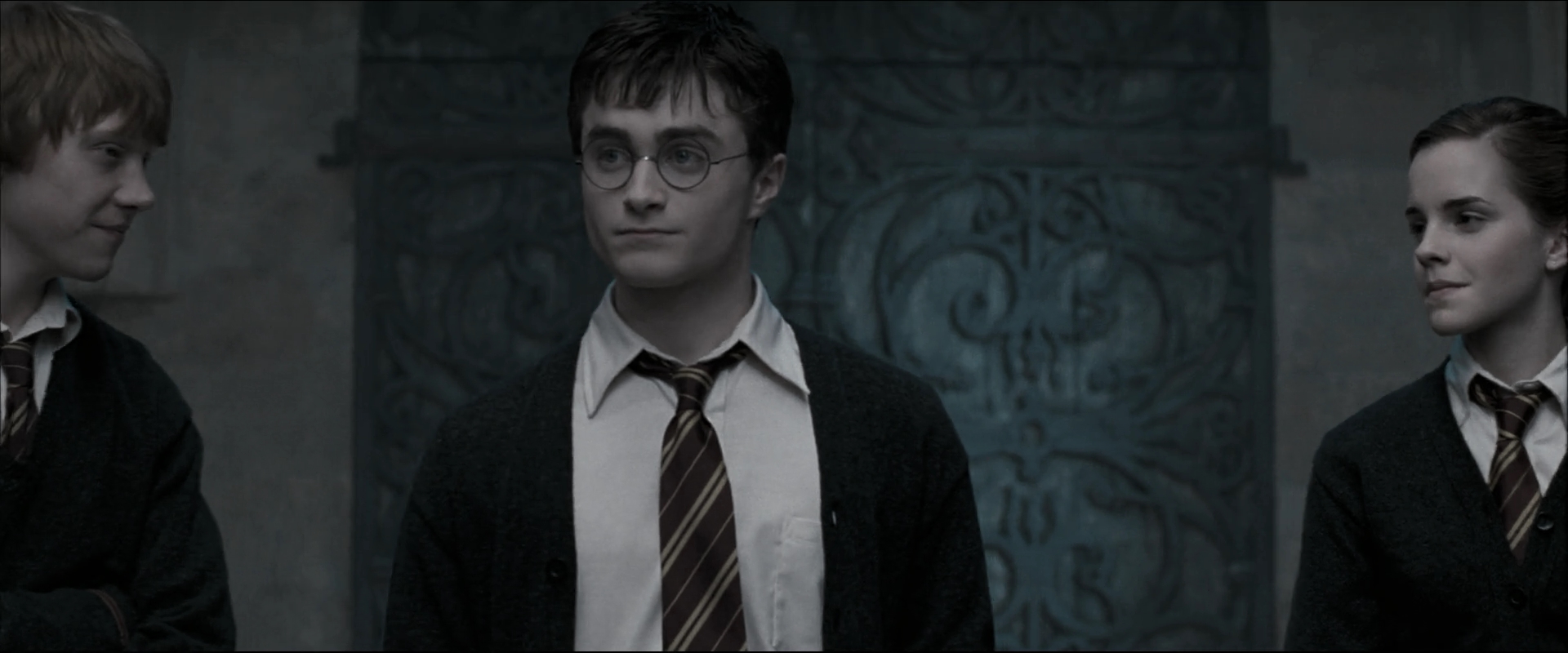 EmmaWatsonFan_dot_nl-HarryPotterAndTheOrderOfThePhoenix3750.jpg
