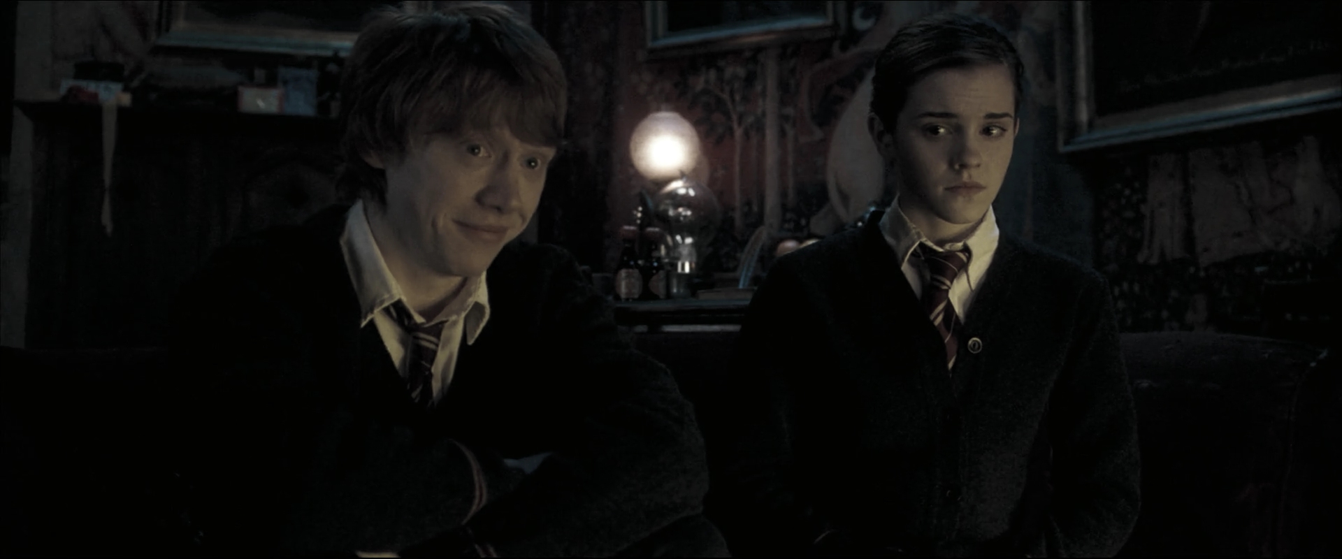 EmmaWatsonFan_dot_nl-HarryPotterAndTheOrderOfThePhoenix3924.jpg