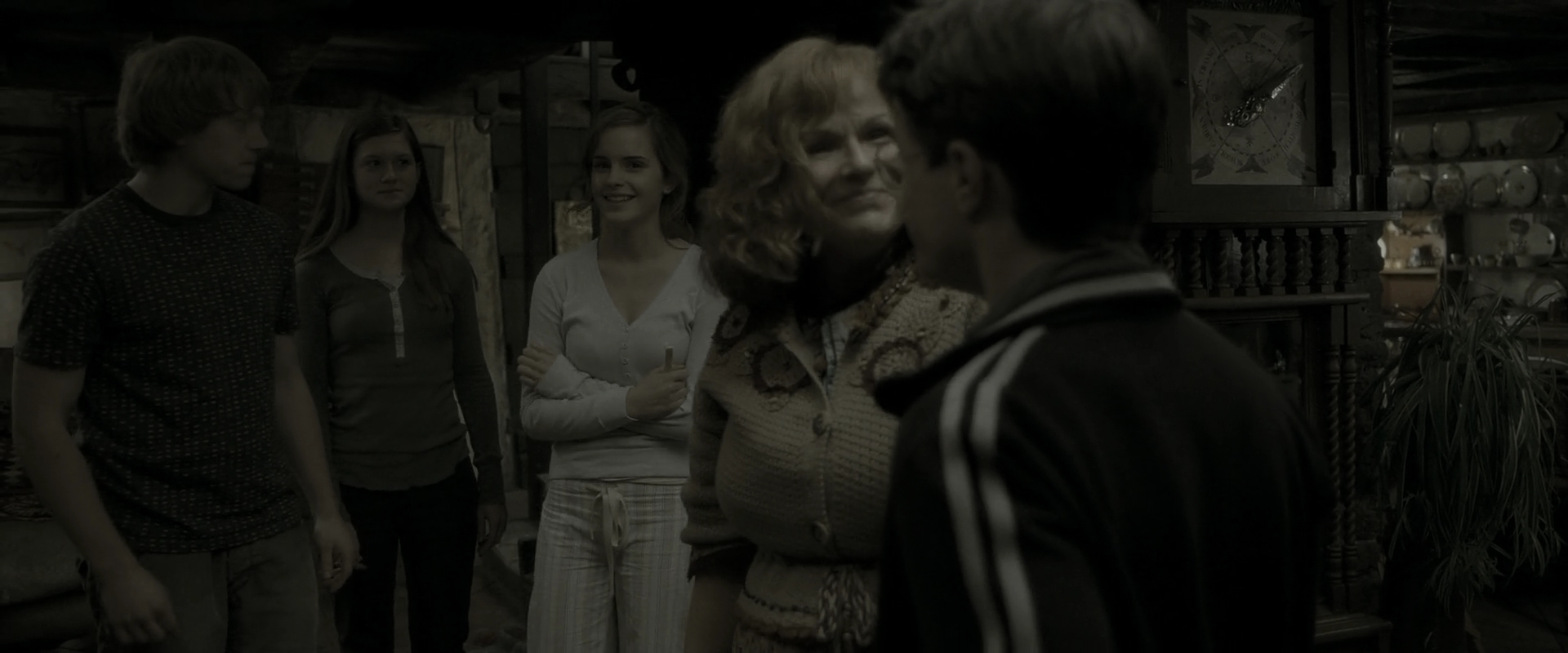 EmmaWatsonFan_dot_nl-HarryPotterAndTheHalfBloodPrince0783.jpg