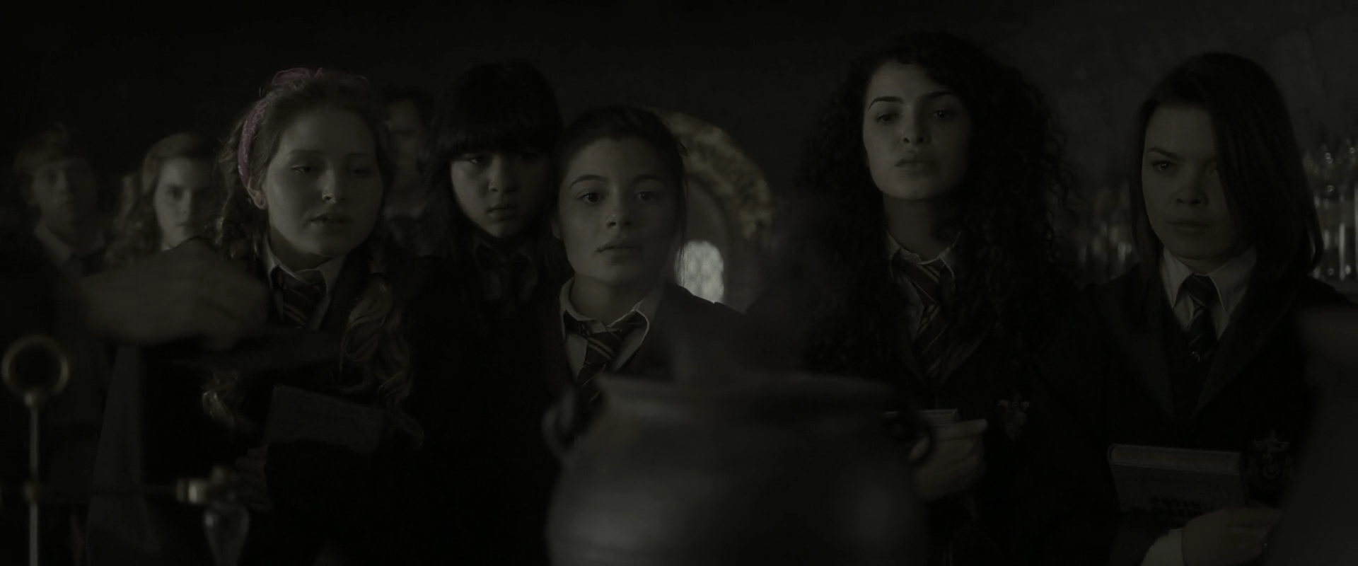 EmmaWatsonFan_dot_nl-HarryPotterAndTheHalfBloodPrince2013.jpg EmmaWatsonFan_dot_nl-HarryPotterAndTheHalfBloodPrince2013.jpg