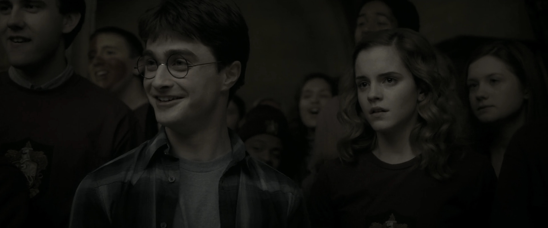 EmmaWatsonFan_dot_nl-HarryPotterAndTheHalfBloodPrince3737.jpg EmmaWatsonFan_dot_nl-HarryPotterAndTheHalfBloodPrince3737.jpg