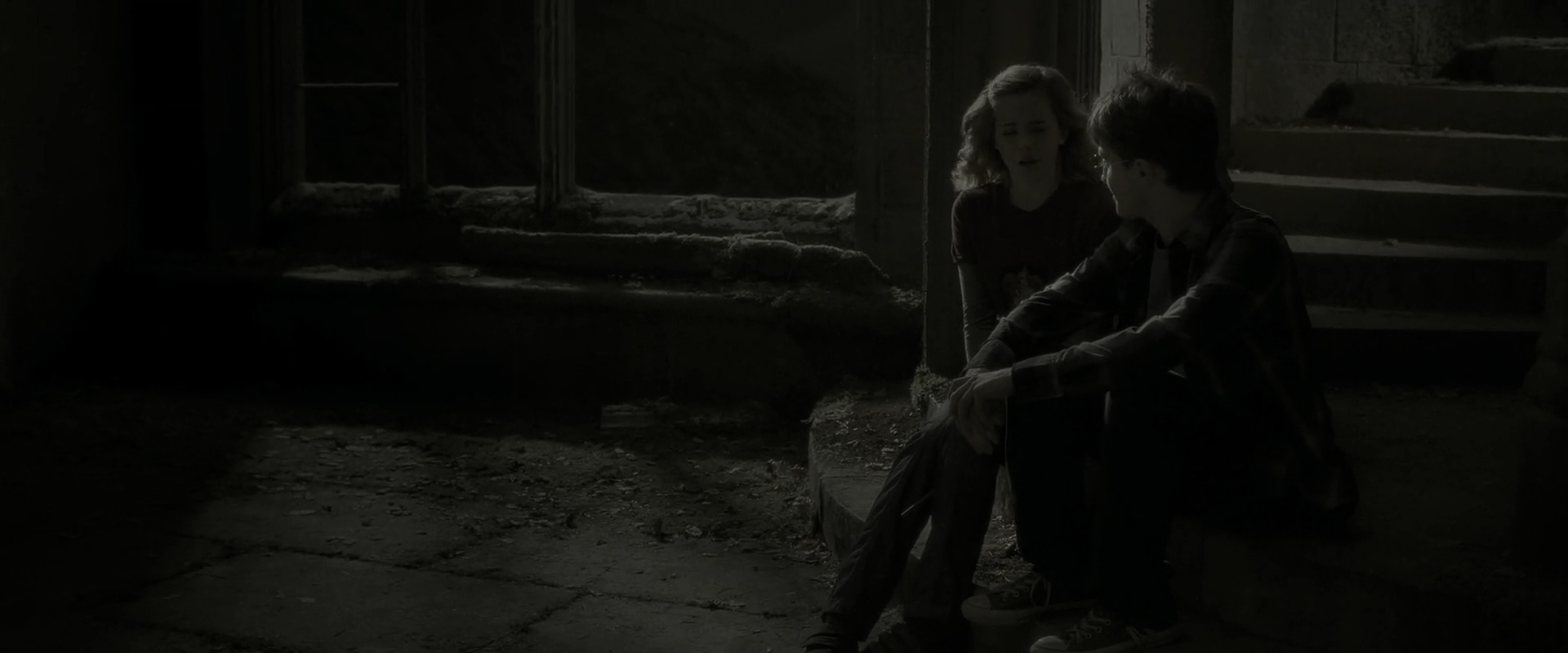 EmmaWatsonFan_dot_nl-HarryPotterAndTheHalfBloodPrince3797.jpg EmmaWatsonFan_dot_nl-HarryPotterAndTheHalfBloodPrince3797.jpg