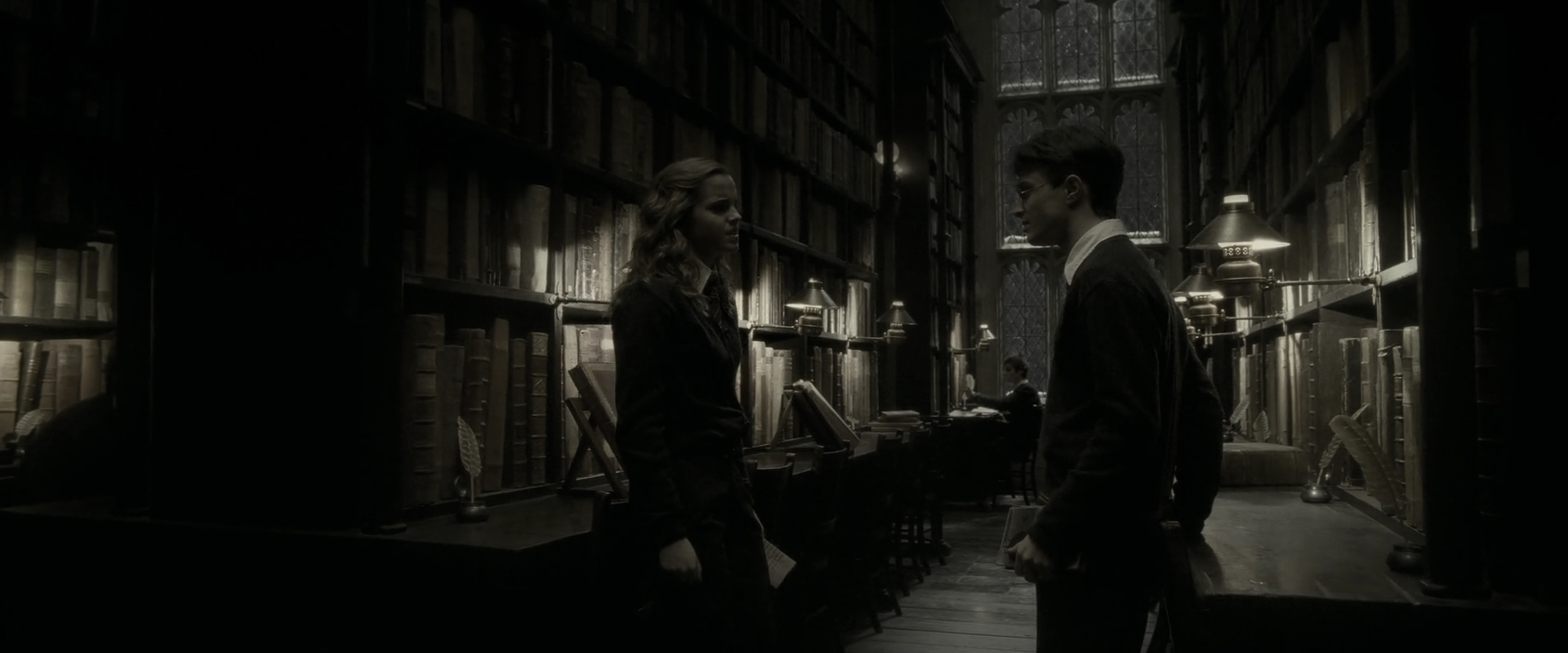 EmmaWatsonFan_dot_nl-HarryPotterAndTheHalfBloodPrince3962.jpg