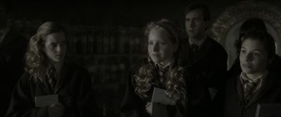 EmmaWatsonFan_dot_nl-HarryPotterAndTheHalfBloodPrince1940.jpg