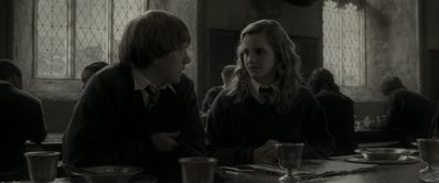 EmmaWatsonFan_dot_nl-HarryPotterAndTheHalfBloodPrince5637.jpg