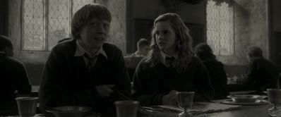 EmmaWatsonFan_dot_nl-HarryPotterAndTheHalfBloodPrince5643.jpg