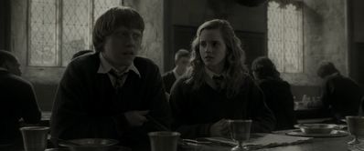 EmmaWatsonFan_dot_nl-HarryPotterAndTheHalfBloodPrince5647.jpg