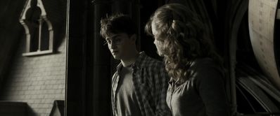 EmmaWatsonFan_dot_nl-HarryPotterAndTheHalfBloodPrince8334.jpg