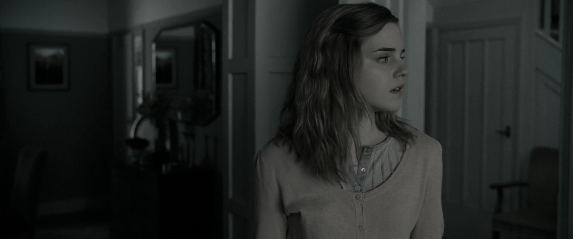 EmmaWatsonFan_dot_nl-HarryPotterAndTheDeathlyHallowsPart1-0150.jpg EmmaWatsonFan_dot_nl-HarryPotterAndTheDeathlyHallowsPart1-0150.jpg