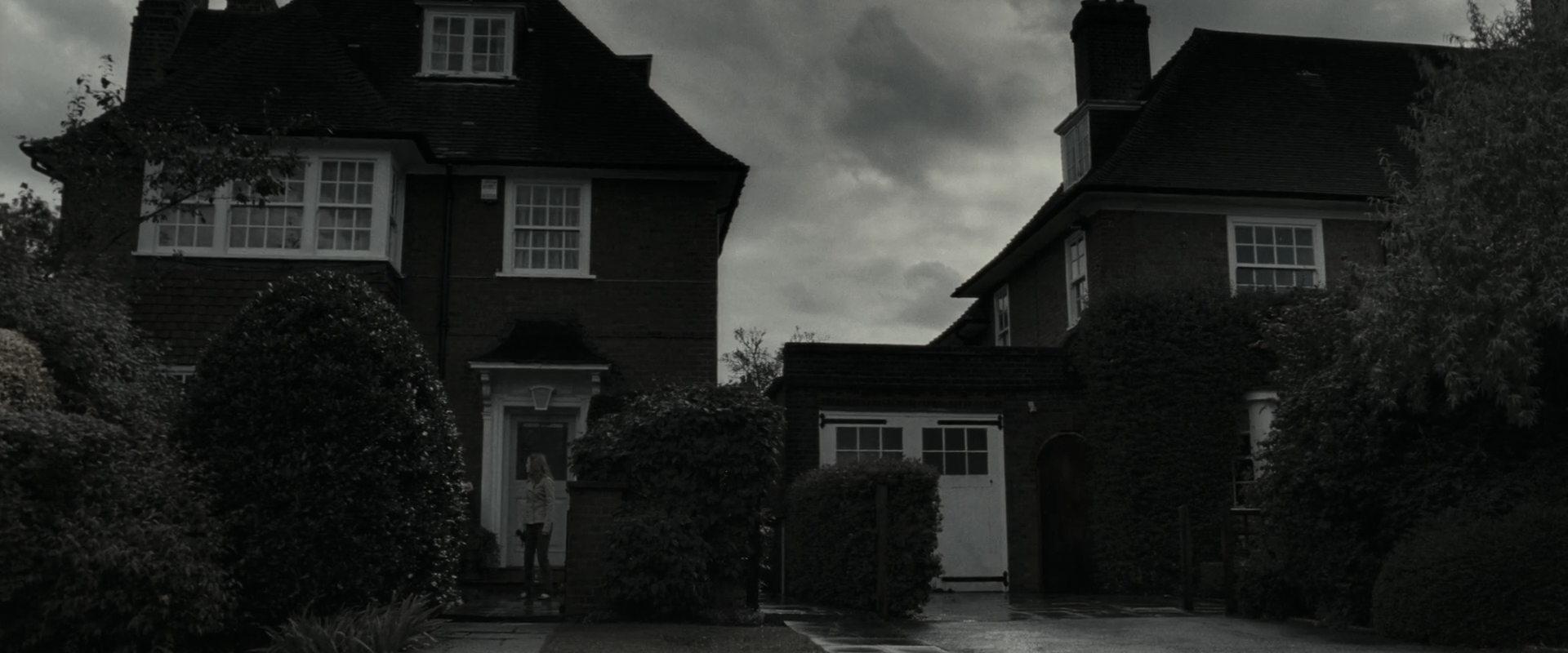 EmmaWatsonFan_dot_nl-HarryPotterAndTheDeathlyHallowsPart1-0176.jpg EmmaWatsonFan_dot_nl-HarryPotterAndTheDeathlyHallowsPart1-0176.jpg