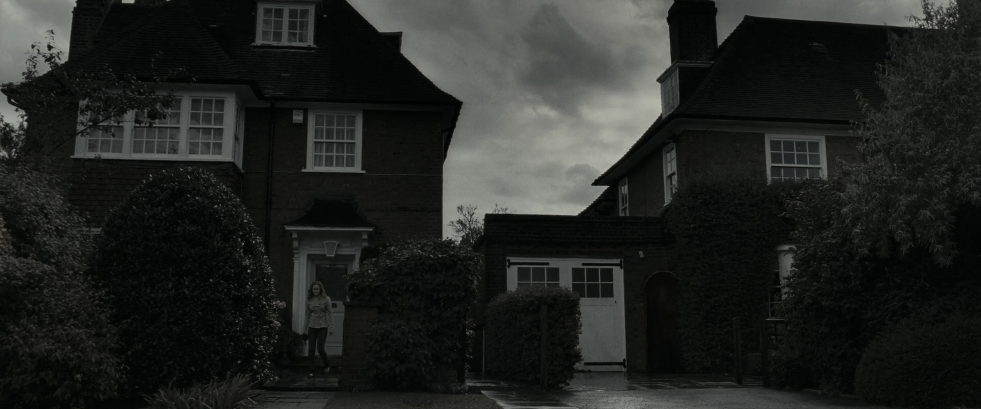 EmmaWatsonFan_dot_nl-HarryPotterAndTheDeathlyHallowsPart1-0177.jpg EmmaWatsonFan_dot_nl-HarryPotterAndTheDeathlyHallowsPart1-0177.jpg