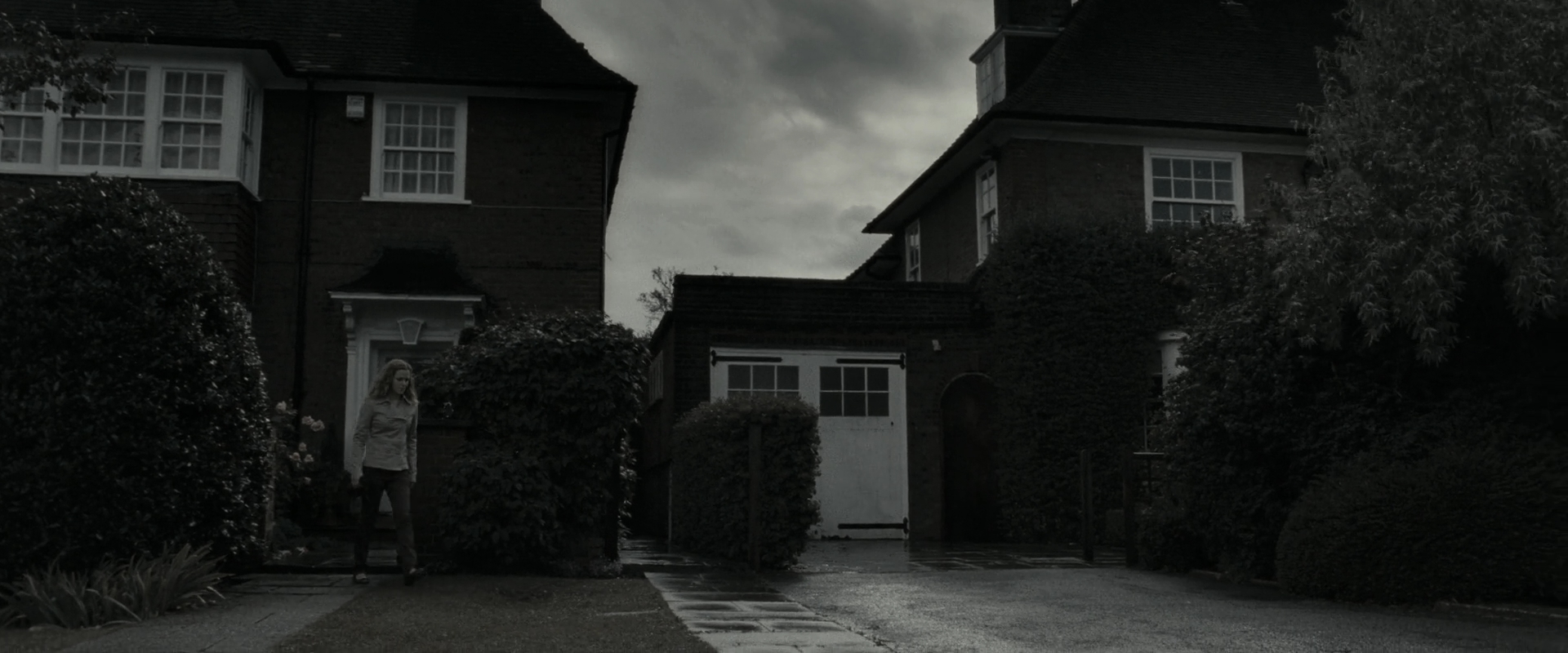 EmmaWatsonFan_dot_nl-HarryPotterAndTheDeathlyHallowsPart1-0181.jpg EmmaWatsonFan_dot_nl-HarryPotterAndTheDeathlyHallowsPart1-0181.jpg