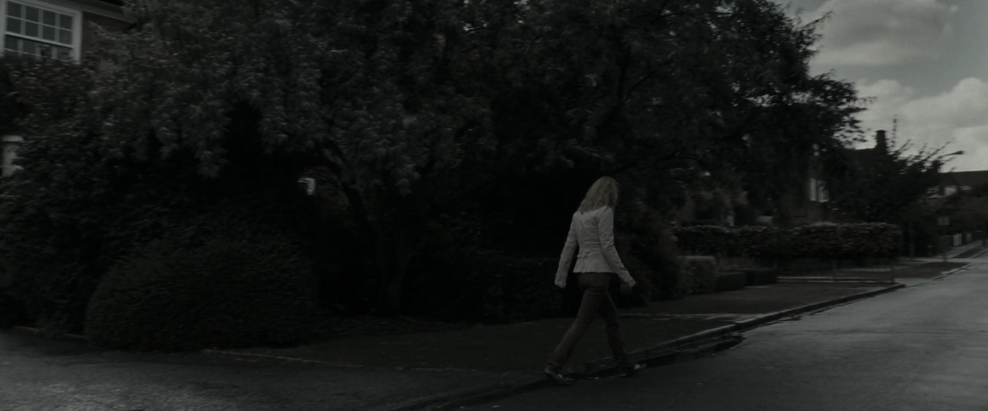 EmmaWatsonFan_dot_nl-HarryPotterAndTheDeathlyHallowsPart1-0187.jpg EmmaWatsonFan_dot_nl-HarryPotterAndTheDeathlyHallowsPart1-0187.jpg