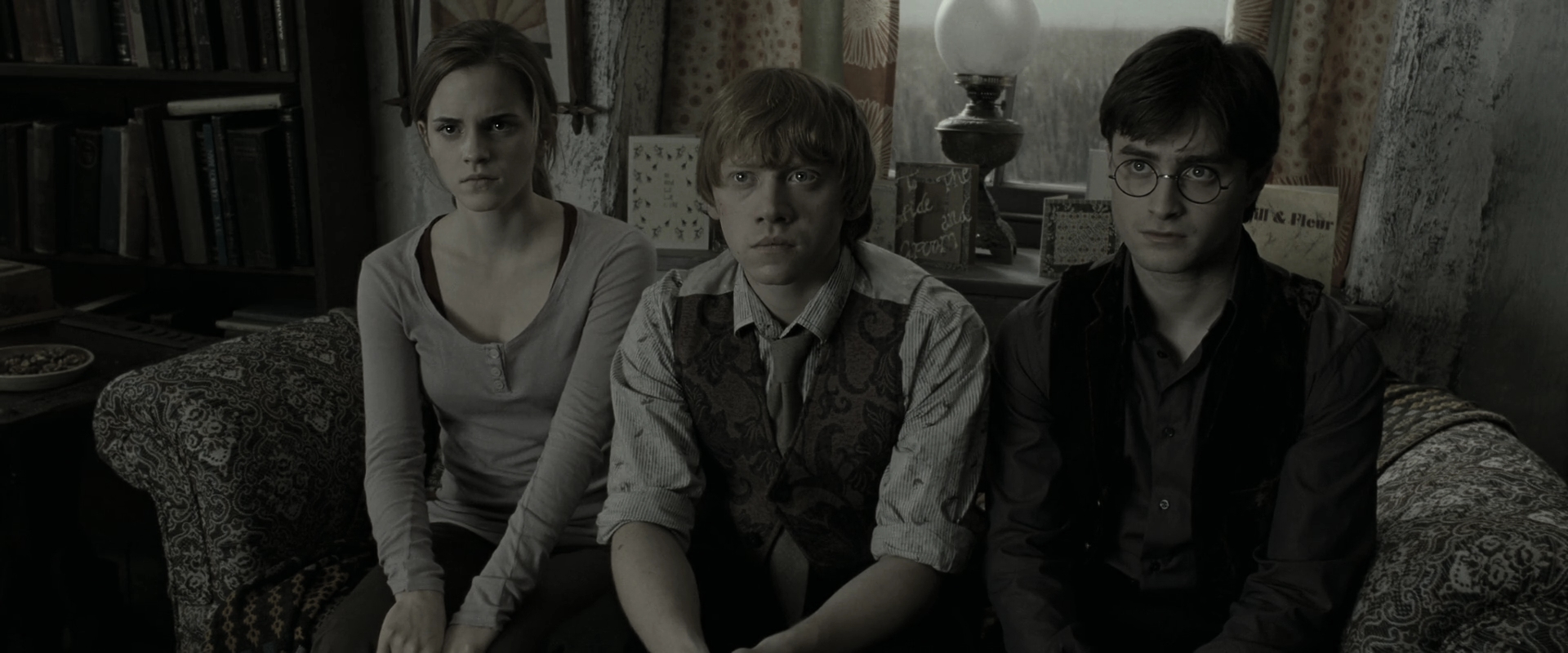 EmmaWatsonFan_dot_nl-HarryPotterAndTheDeathlyHallowsPart1-1674.jpg