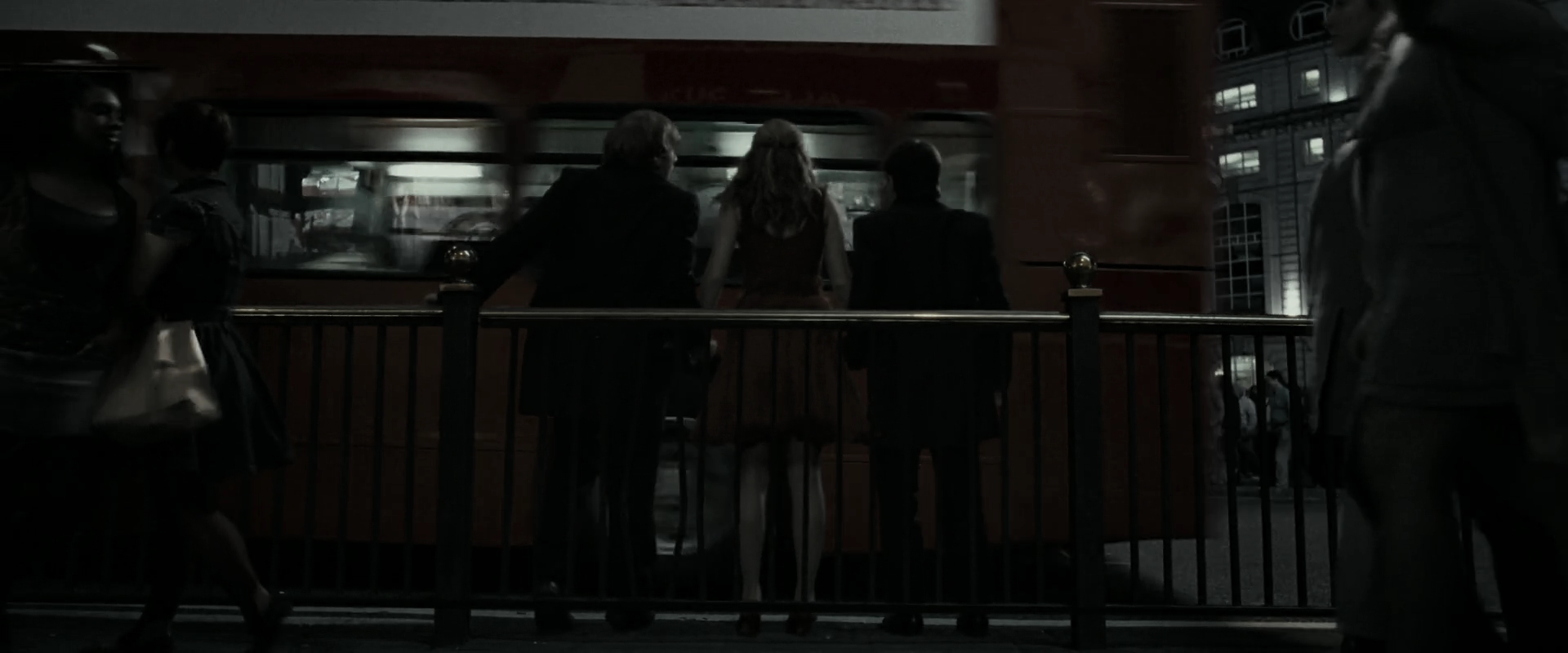 EmmaWatsonFan_dot_nl-HarryPotterAndTheDeathlyHallowsPart1-2100.jpg EmmaWatsonFan_dot_nl-HarryPotterAndTheDeathlyHallowsPart1-2100.jpg