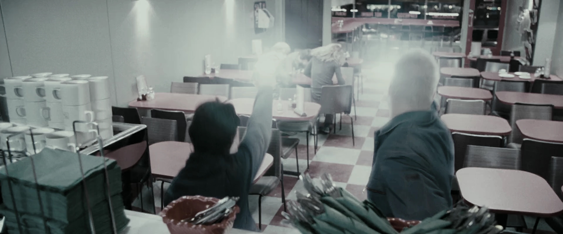 EmmaWatsonFan_dot_nl-HarryPotterAndTheDeathlyHallowsPart1-2208.jpg EmmaWatsonFan_dot_nl-HarryPotterAndTheDeathlyHallowsPart1-2208.jpg