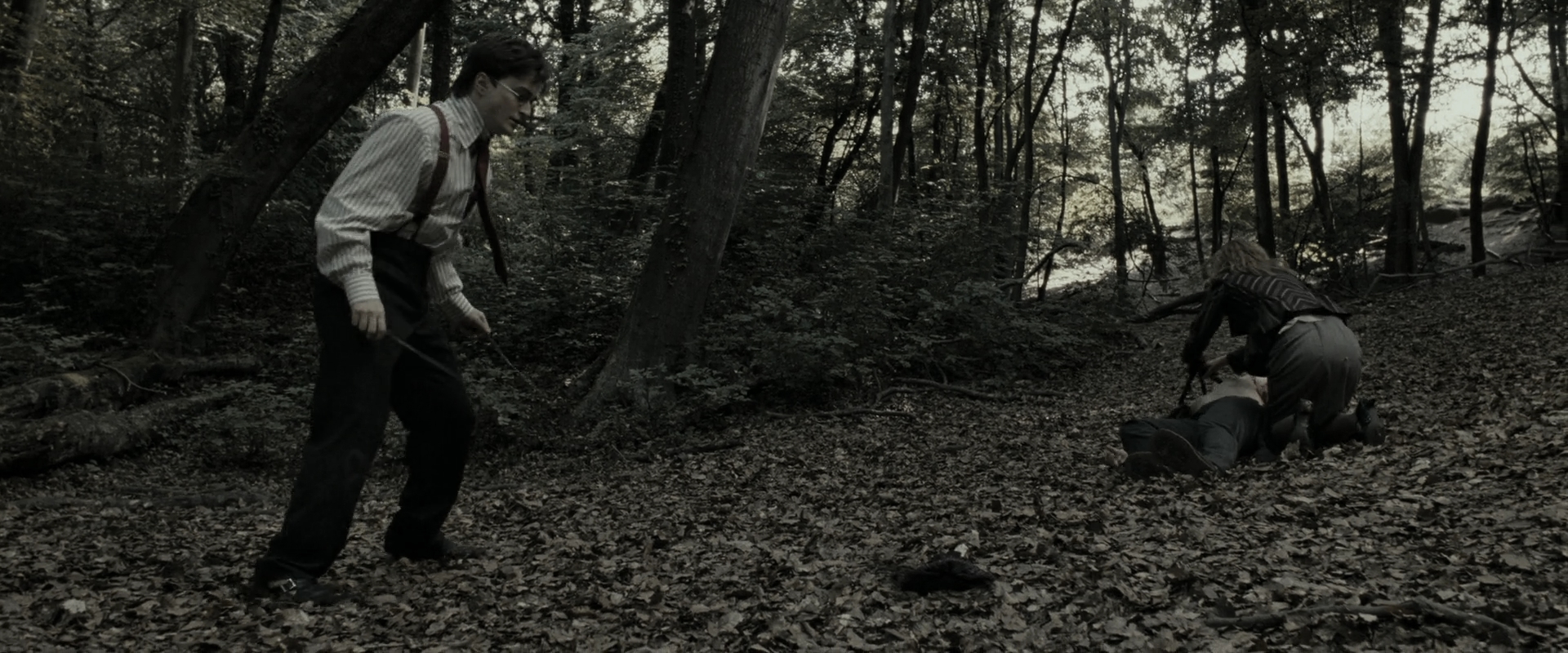 EmmaWatsonFan_dot_nl-HarryPotterAndTheDeathlyHallowsPart1-3727.jpg EmmaWatsonFan_dot_nl-HarryPotterAndTheDeathlyHallowsPart1-3727.jpg