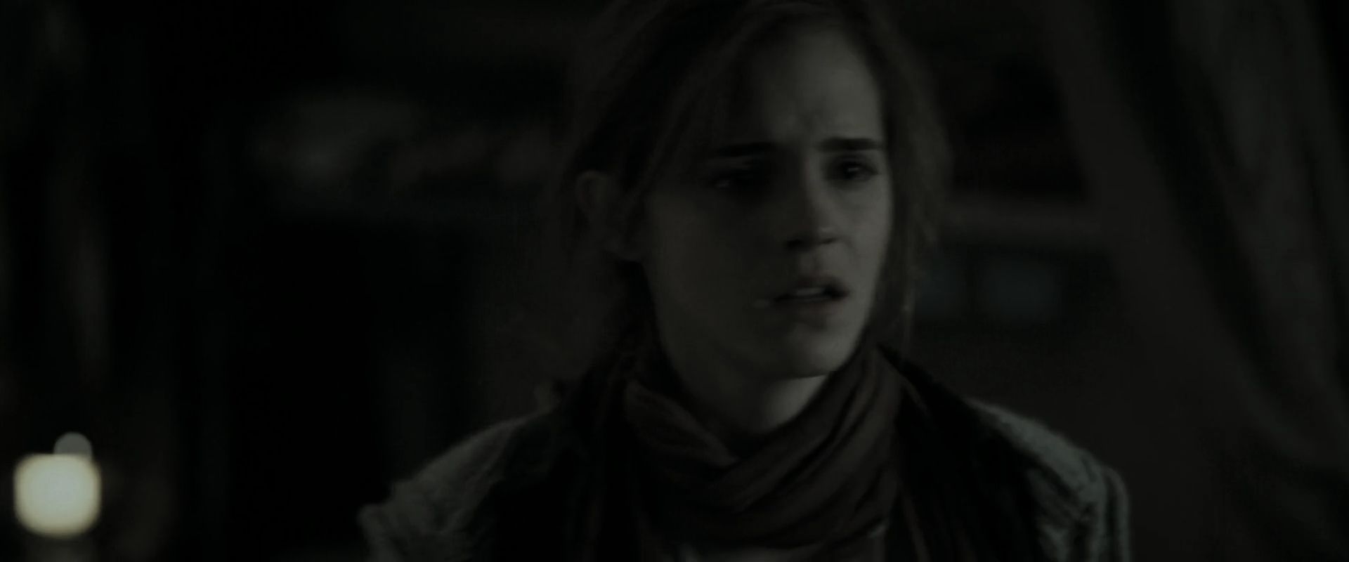 EmmaWatsonFan_dot_nl-HarryPotterAndTheDeathlyHallowsPart1-4516.jpg EmmaWatsonFan_dot_nl-HarryPotterAndTheDeathlyHallowsPart1-4516.jpg