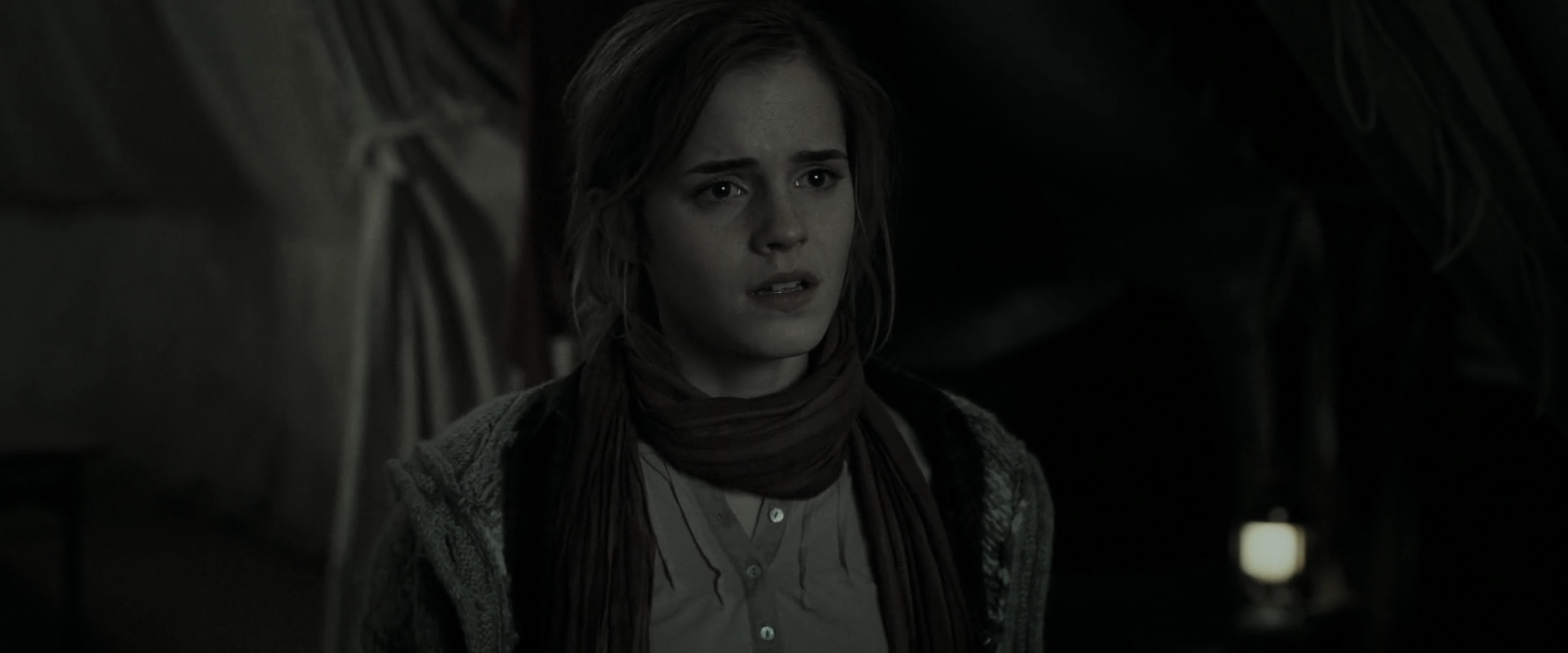 EmmaWatsonFan_dot_nl-HarryPotterAndTheDeathlyHallowsPart1-4520.jpg EmmaWatsonFan_dot_nl-HarryPotterAndTheDeathlyHallowsPart1-4520.jpg