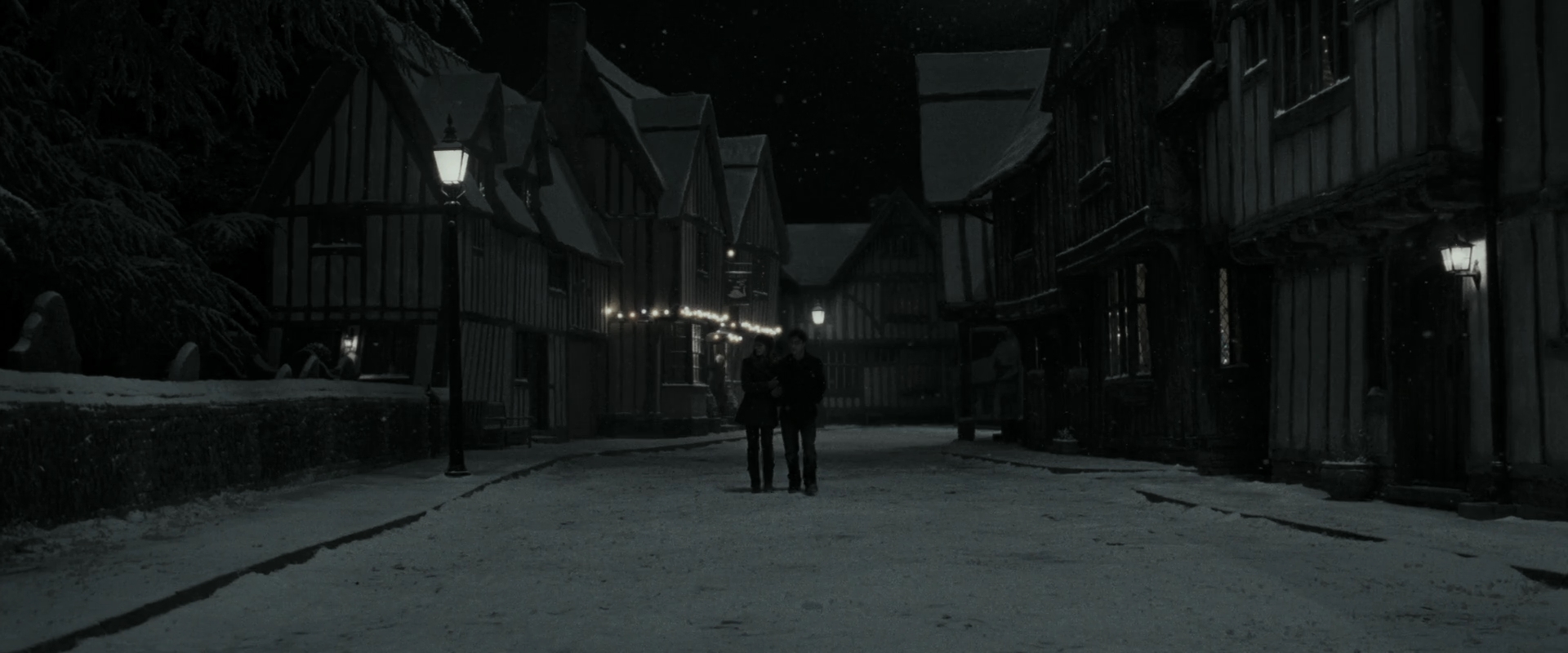 EmmaWatsonFan_dot_nl-HarryPotterAndTheDeathlyHallowsPart1-4967.jpg EmmaWatsonFan_dot_nl-HarryPotterAndTheDeathlyHallowsPart1-4967.jpg