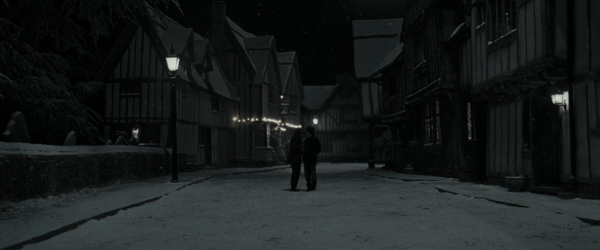 EmmaWatsonFan_dot_nl-HarryPotterAndTheDeathlyHallowsPart1-4968.jpg EmmaWatsonFan_dot_nl-HarryPotterAndTheDeathlyHallowsPart1-4968.jpg