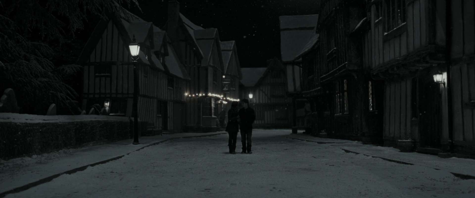 EmmaWatsonFan_dot_nl-HarryPotterAndTheDeathlyHallowsPart1-4970.jpg EmmaWatsonFan_dot_nl-HarryPotterAndTheDeathlyHallowsPart1-4970.jpg