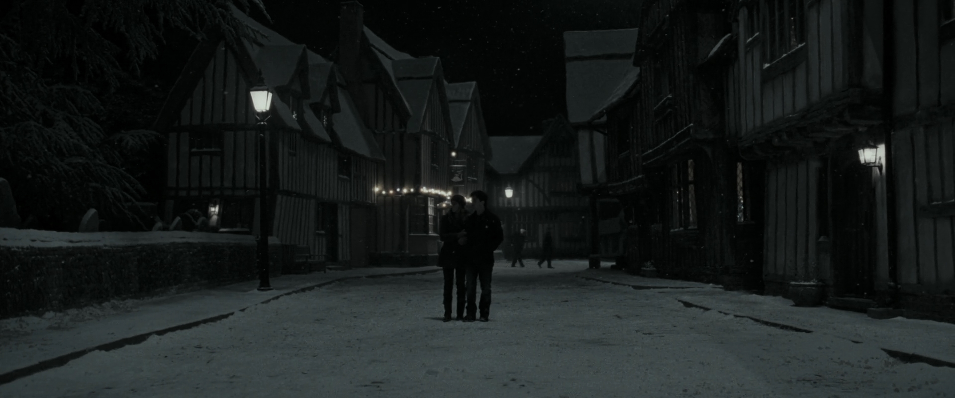 EmmaWatsonFan_dot_nl-HarryPotterAndTheDeathlyHallowsPart1-4974.jpg EmmaWatsonFan_dot_nl-HarryPotterAndTheDeathlyHallowsPart1-4974.jpg