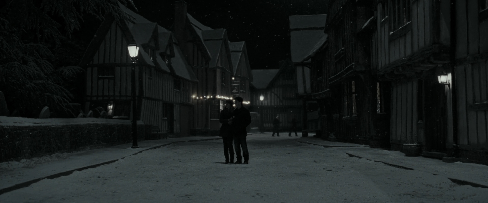 EmmaWatsonFan_dot_nl-HarryPotterAndTheDeathlyHallowsPart1-4975.jpg EmmaWatsonFan_dot_nl-HarryPotterAndTheDeathlyHallowsPart1-4975.jpg