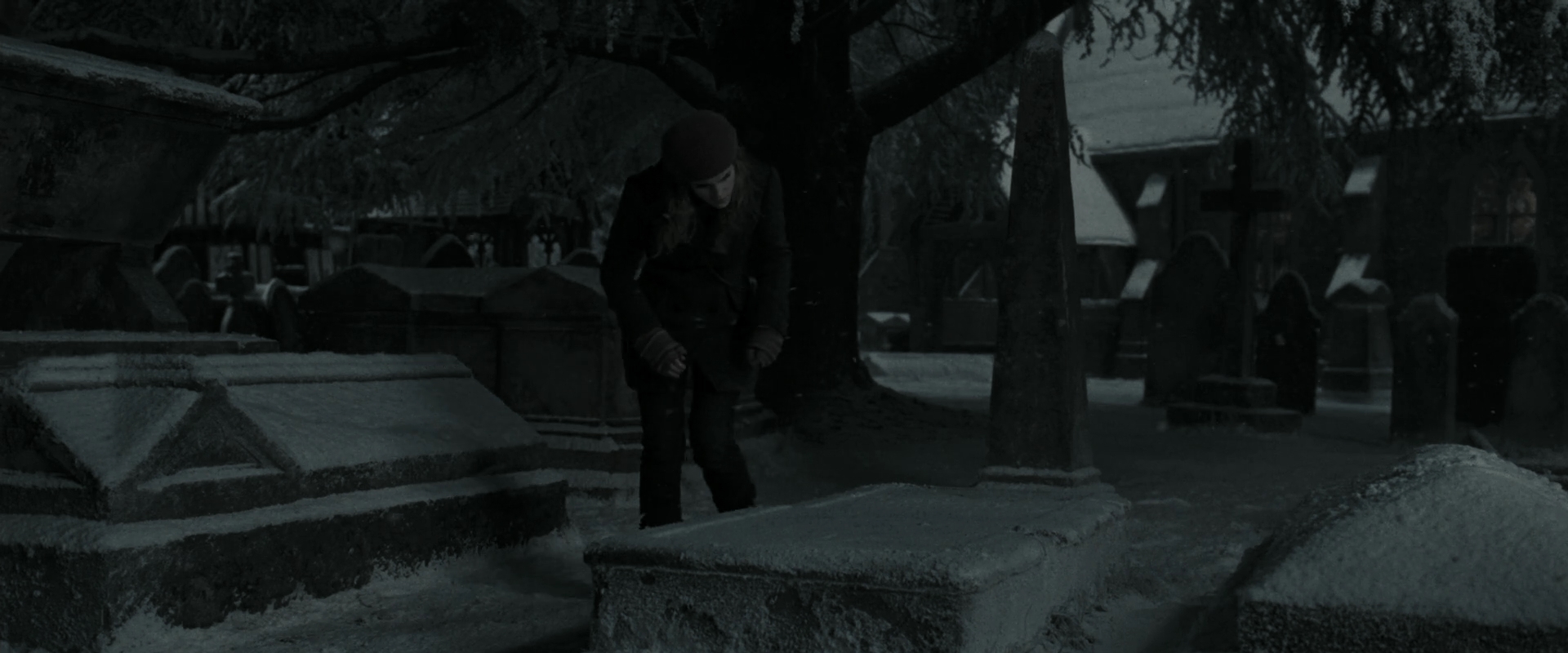 EmmaWatsonFan_dot_nl-HarryPotterAndTheDeathlyHallowsPart1-5019.jpg EmmaWatsonFan_dot_nl-HarryPotterAndTheDeathlyHallowsPart1-5019.jpg