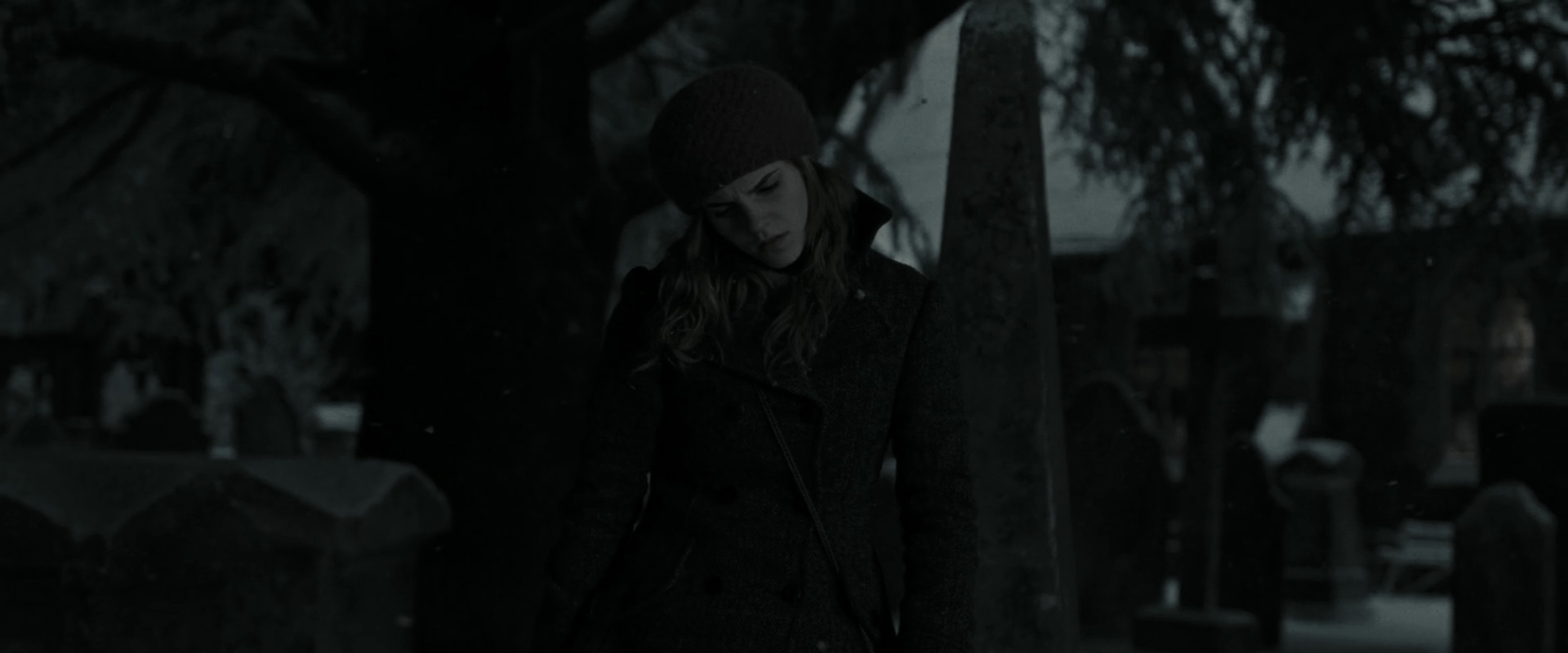 EmmaWatsonFan_dot_nl-HarryPotterAndTheDeathlyHallowsPart1-5036.jpg EmmaWatsonFan_dot_nl-HarryPotterAndTheDeathlyHallowsPart1-5036.jpg