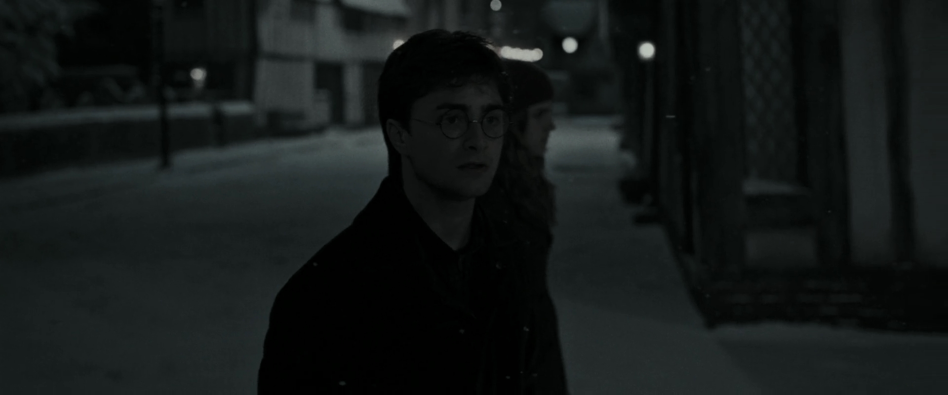 EmmaWatsonFan_dot_nl-HarryPotterAndTheDeathlyHallowsPart1-5132.jpg EmmaWatsonFan_dot_nl-HarryPotterAndTheDeathlyHallowsPart1-5132.jpg