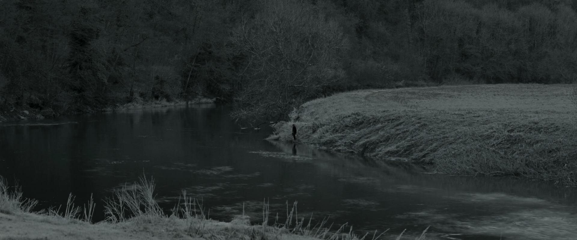 EmmaWatsonFan_dot_nl-HarryPotterAndTheDeathlyHallowsPart1-5390.jpg EmmaWatsonFan_dot_nl-HarryPotterAndTheDeathlyHallowsPart1-5390.jpg