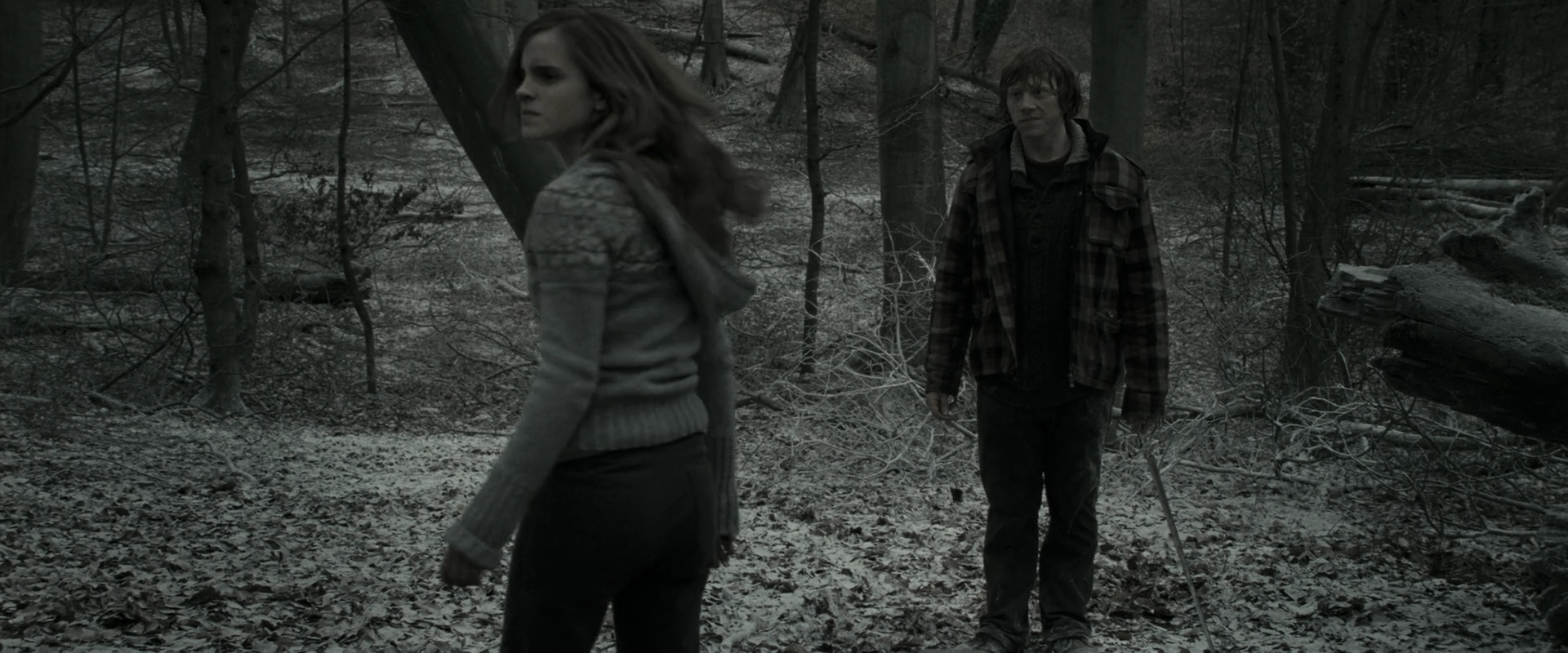 EmmaWatsonFan_dot_nl-HarryPotterAndTheDeathlyHallowsPart1-6024.jpg EmmaWatsonFan_dot_nl-HarryPotterAndTheDeathlyHallowsPart1-6024.jpg