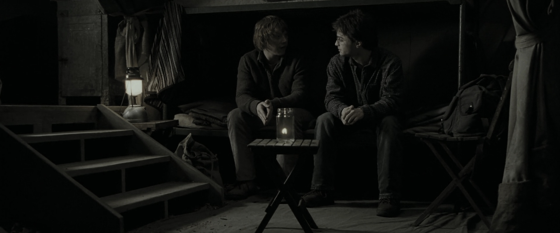 EmmaWatsonFan_dot_nl-HarryPotterAndTheDeathlyHallowsPart1-6172.jpg EmmaWatsonFan_dot_nl-HarryPotterAndTheDeathlyHallowsPart1-6172.jpg