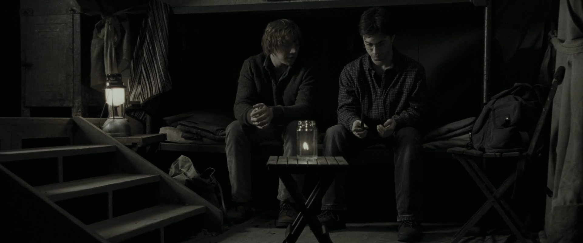 EmmaWatsonFan_dot_nl-HarryPotterAndTheDeathlyHallowsPart1-6181.jpg EmmaWatsonFan_dot_nl-HarryPotterAndTheDeathlyHallowsPart1-6181.jpg