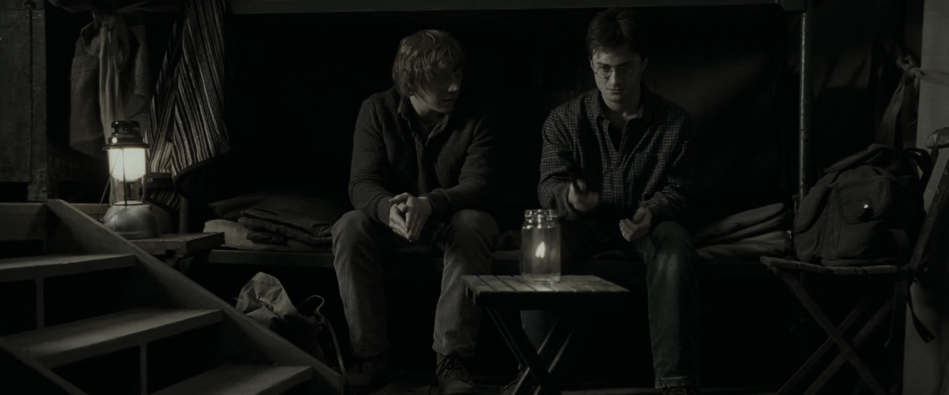 EmmaWatsonFan_dot_nl-HarryPotterAndTheDeathlyHallowsPart1-6191.jpg EmmaWatsonFan_dot_nl-HarryPotterAndTheDeathlyHallowsPart1-6191.jpg