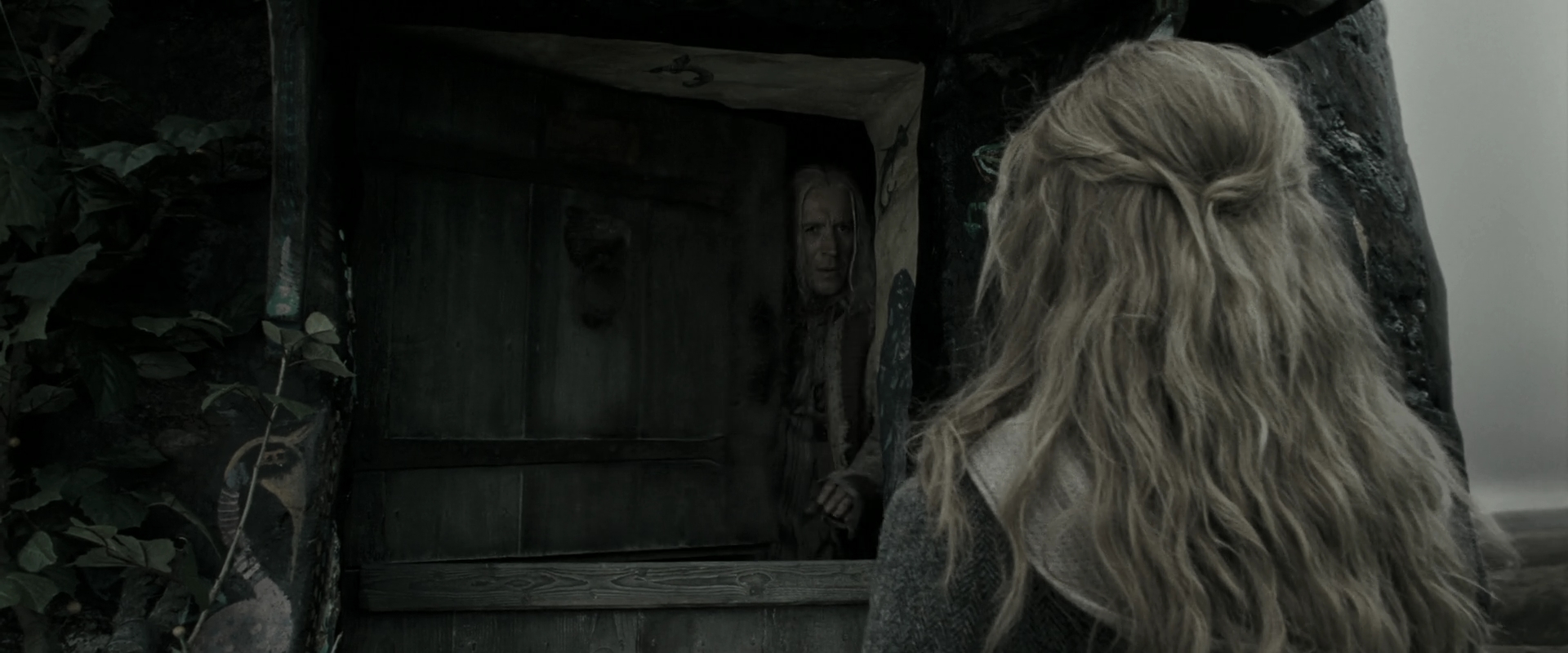 EmmaWatsonFan_dot_nl-HarryPotterAndTheDeathlyHallowsPart1-6307.jpg EmmaWatsonFan_dot_nl-HarryPotterAndTheDeathlyHallowsPart1-6307.jpg