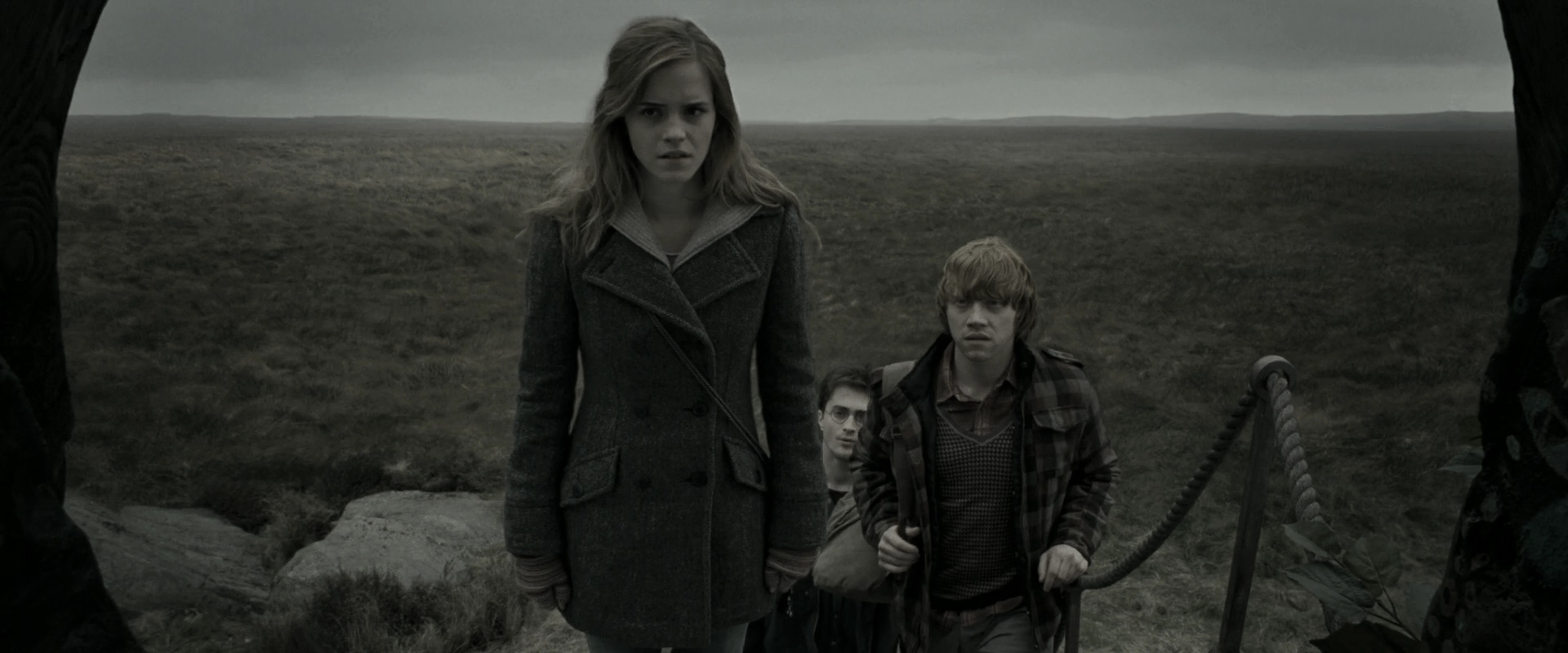 EmmaWatsonFan_dot_nl-HarryPotterAndTheDeathlyHallowsPart1-6314.jpg EmmaWatsonFan_dot_nl-HarryPotterAndTheDeathlyHallowsPart1-6314.jpg