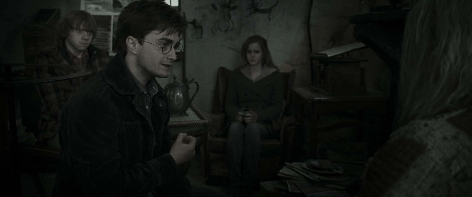 EmmaWatsonFan_dot_nl-HarryPotterAndTheDeathlyHallowsPart1-6356.jpg EmmaWatsonFan_dot_nl-HarryPotterAndTheDeathlyHallowsPart1-6356.jpg